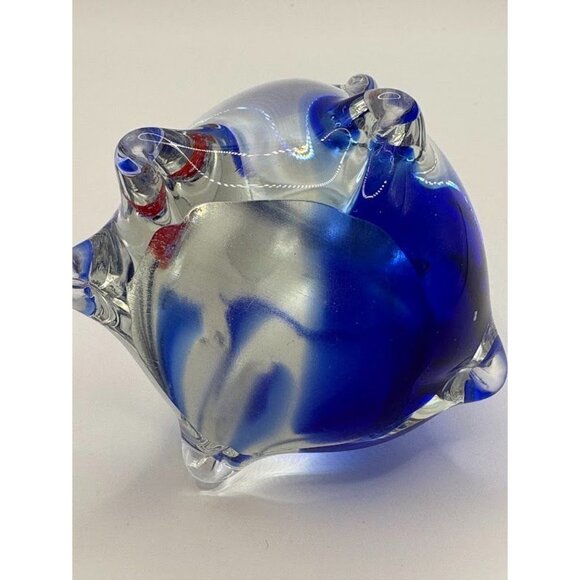Murano Sommerso Glass Penguin Paperweight Sculpture with Fish Inside - Picture 3 of 9
